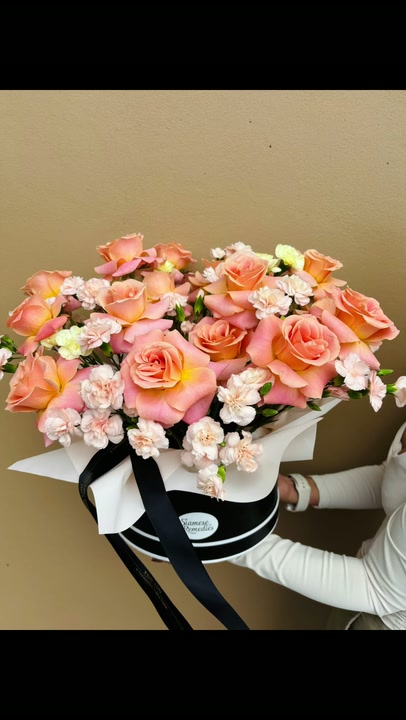 Peach Luxe Box